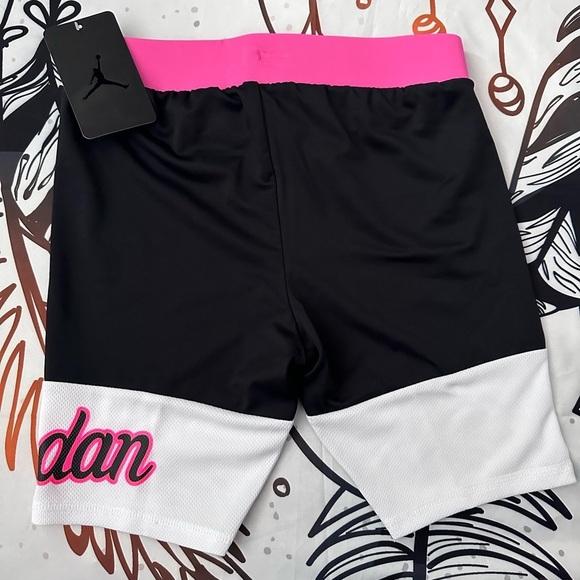Jordan | Girl’s Short Tights Black Pink - Picture 5 of 5